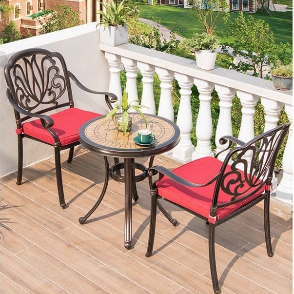 Cast aluminum one table courty - Outdoor Furniture One Piece avaliação e preço